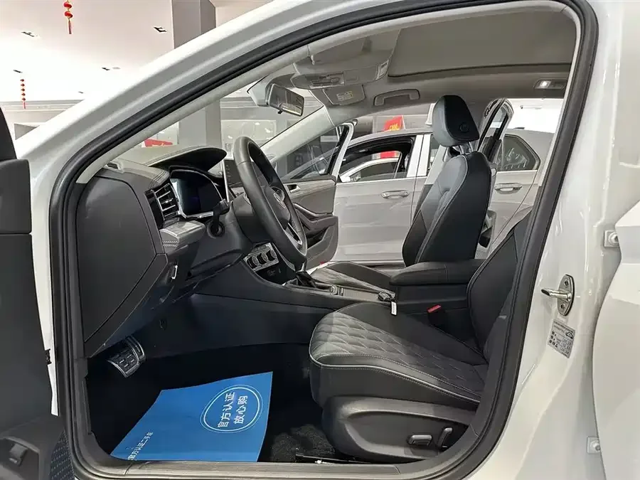 Volkswagen Sagitar 2023 Sagitar 300TSI DSG Beyond Edition 2023 — миниатюра 3