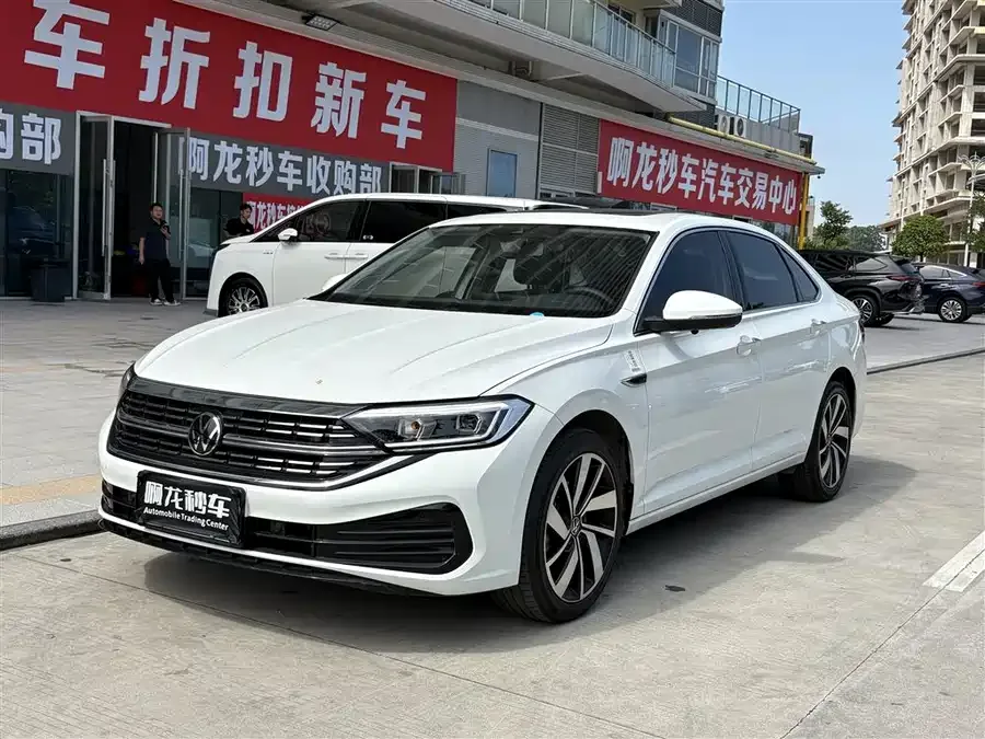 Volkswagen Sagitar 2024 Sagitar 300TSI DSG Beyond Edition 2024 — фото 1, купить с доставкой в Москву