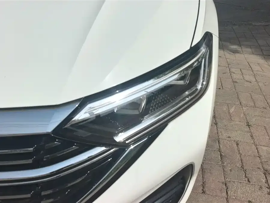 Volkswagen Sagitar 2023 Sagitar 300TSI DSG Beyond Edition 2023 — миниатюра 2