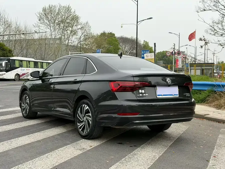 Volkswagen Sagitar 2022 Sagitar 280TSI DSG Beyond Edition 2022 — миниатюра 2