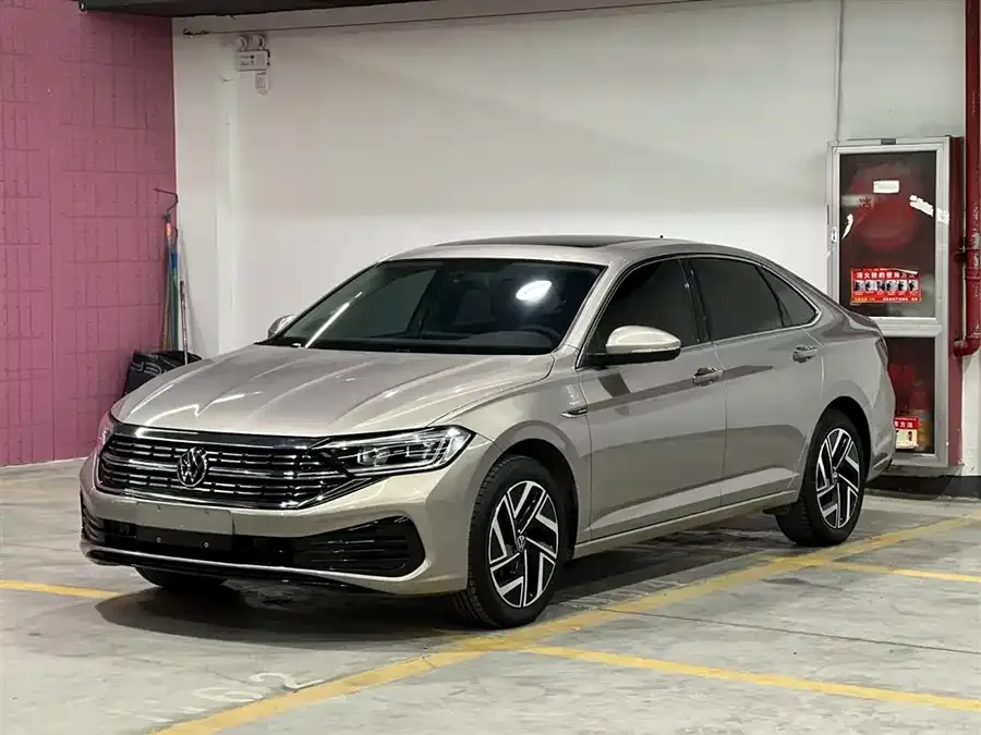 Volkswagen Sagitar 2023 Sagitar 280TSI DSG Beyond Lite Edition 2022 — фото 1, купить с доставкой в Москву