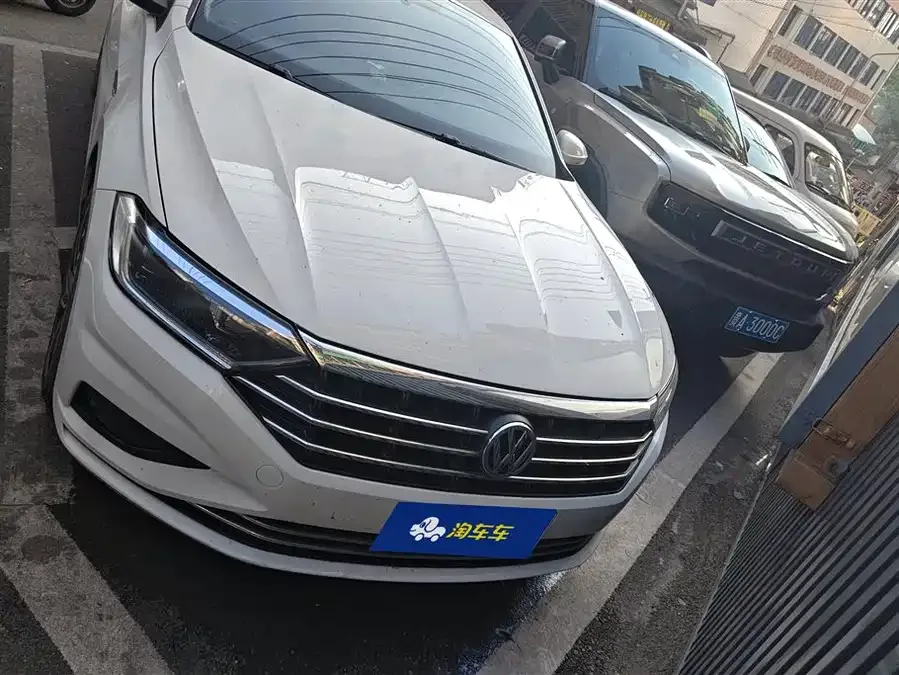 Volkswagen Sagitar 2021 Sagitar 280TSI DSG 30th Anniversary Edition 2022 — фото 1, купить с доставкой в Москву
