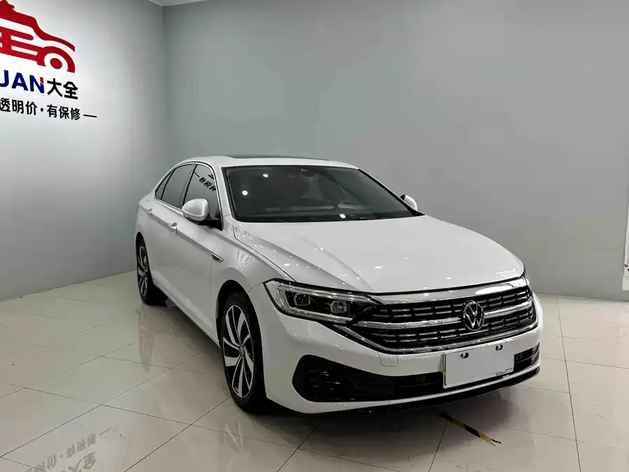 Volkswagen Sagitar 2023 Sagitar 300TSI DSG Excellence Edition 2023 — миниатюра 3