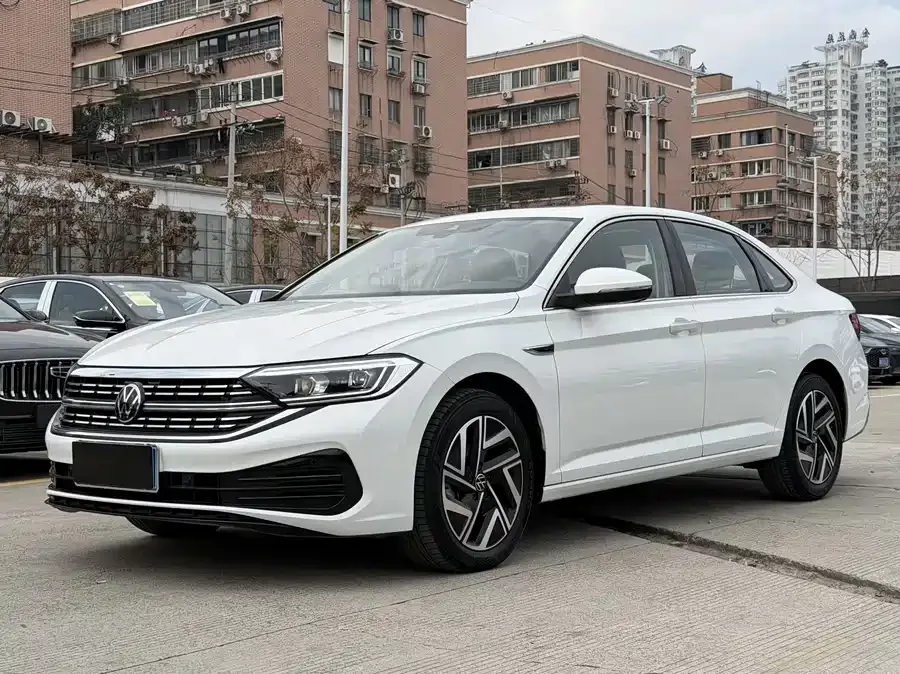 Volkswagen Sagitar 2023 Sagitar 300TSI DSG Beyond Edition 2023 — фото 1, купить с доставкой в Москву