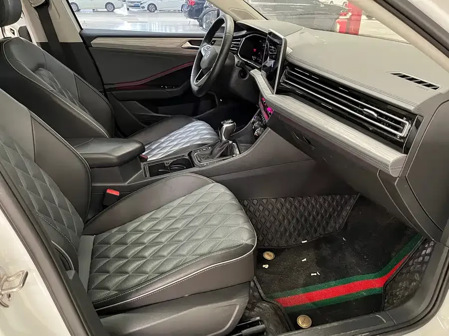 Volkswagen Sagitar 2023 Sagitar 300TSI DSG Beyond Edition 2023 — миниатюра 5