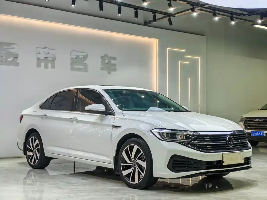 Volkswagen Sagitar 2023 Sagitar 300TSI DSG Beyond Edition 2023 — миниатюра 3