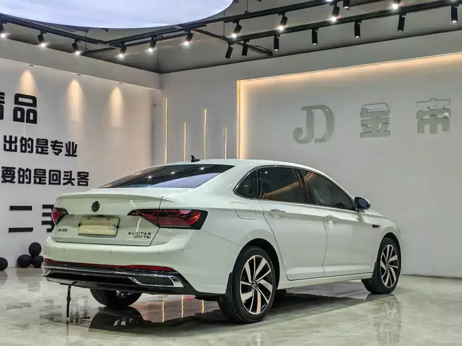 Volkswagen Sagitar 2023 Sagitar 300TSI DSG Beyond Edition 2023 — миниатюра 4