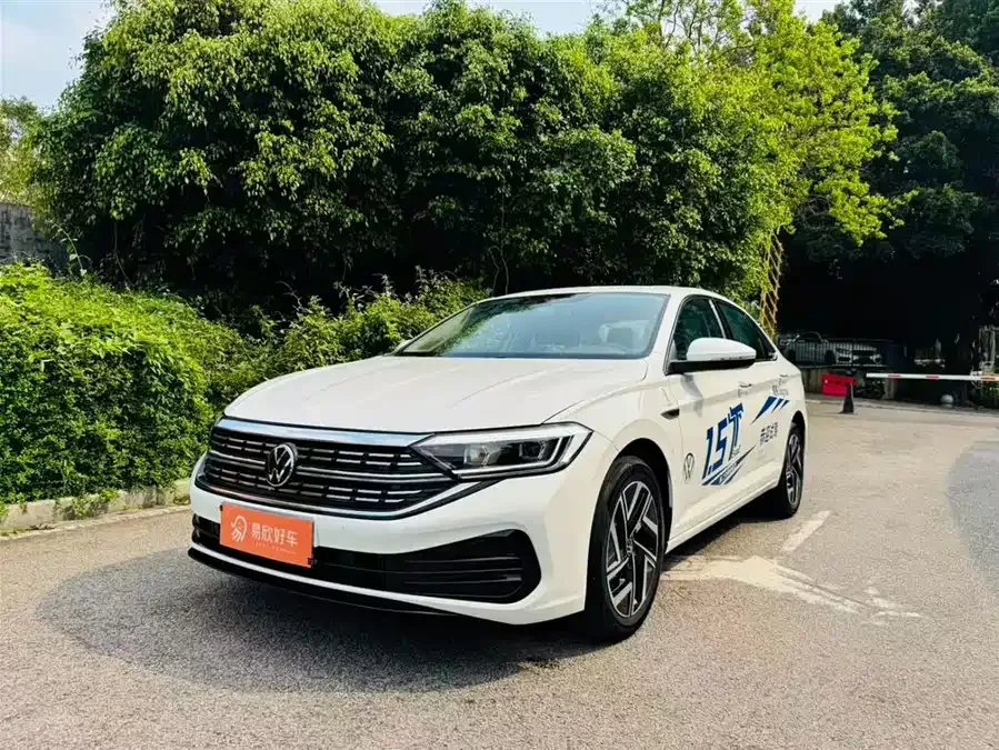 Volkswagen Sagitar 2023 Sagitar 300TSI DSG Beyond Edition 2023 — фото 1, купить с доставкой в Москву