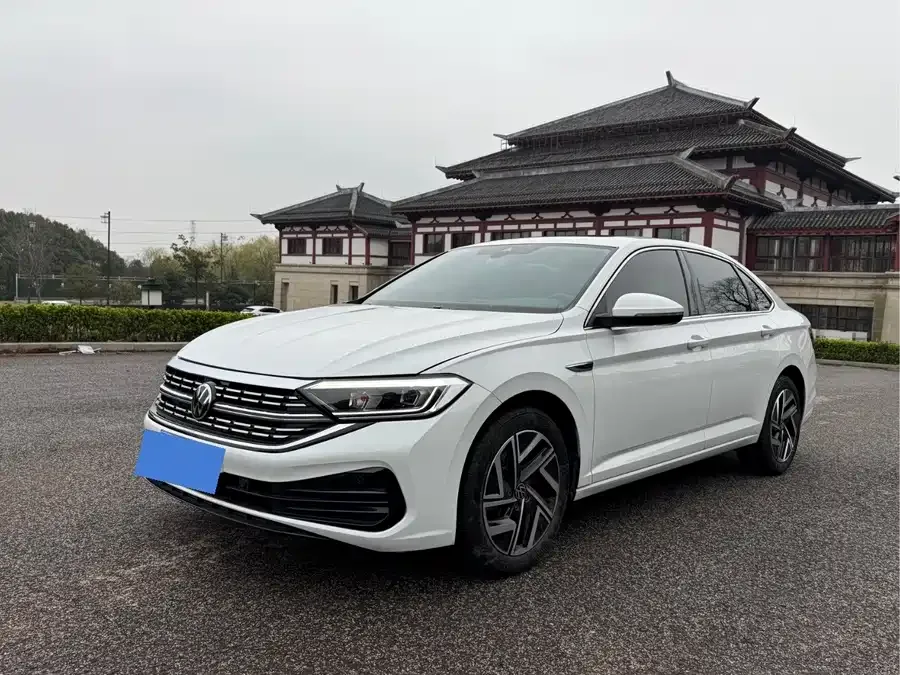 Volkswagen Sagitar 2023 Sagitar 300TSI DSG Beyond Edition 2023 — фото 1, купить с доставкой в Москву