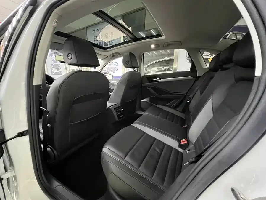 Volkswagen Sagitar 2022 Sagitar 280TSI DSG Beyond Edition 2022 — миниатюра 4