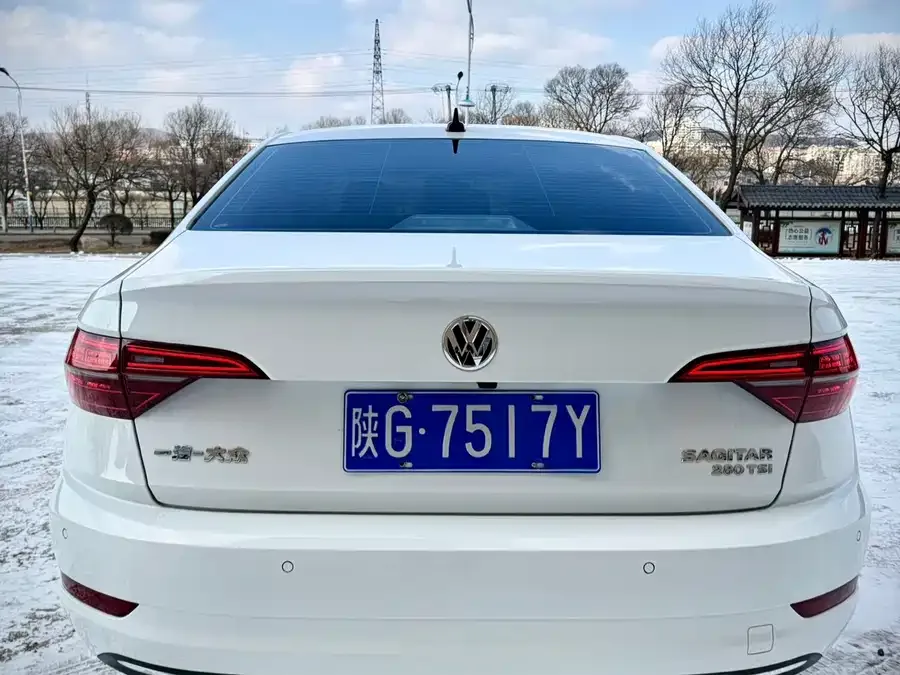 Volkswagen Sagitar 2022 Sagitar 280TSI DSG Beyond Edition 2022 — миниатюра 2