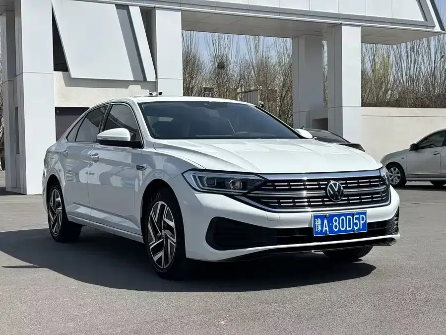 Volkswagen Sagitar 2023 Sagitar 300TSI DSG Beyond Edition 2023 — миниатюра 3