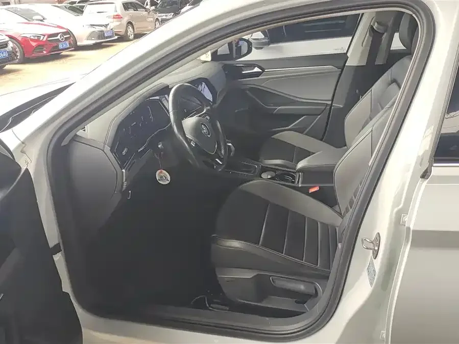 Volkswagen Sagitar 2021 Sagitar 280TSI DSG Comfort Smart Edition 2022 — миниатюра 3