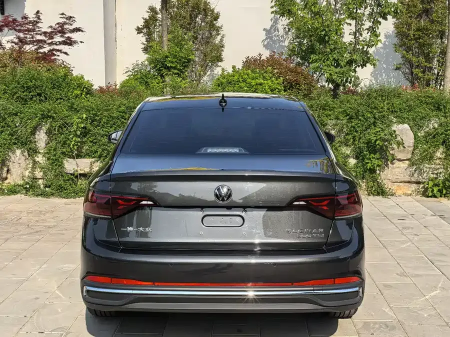 Volkswagen Sagitar 2024 Sagitar 300TSI DSG Flying Edition 2024 — миниатюра 2