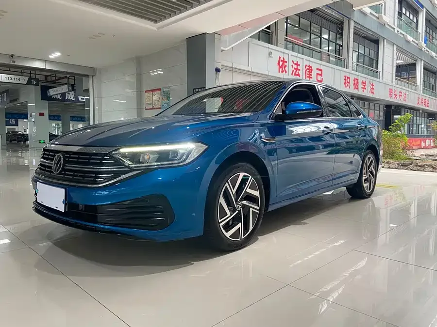 Volkswagen Sagitar 2023 Sagitar 300TSI DSG Beyond Edition 2023 — фото 1, купить с доставкой в Москву