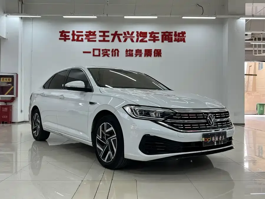 Volkswagen Sagitar 2023 Sagitar 300TSI DSG Beyond Edition 2023 — миниатюра 3
