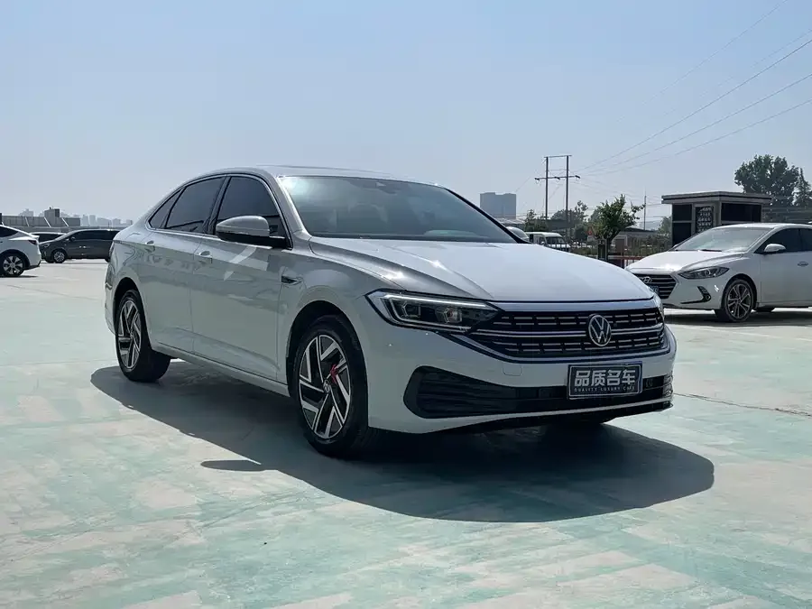 Volkswagen Sagitar 2025 Sagitar 300TSI DSG Beyond Edition 2025 — миниатюра 3
