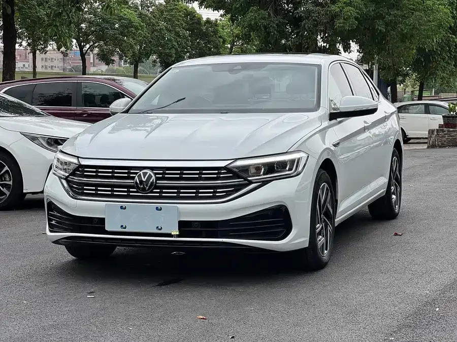 Volkswagen Sagitar 2024 Sagitar 300TSI DSG Beyond Edition 2024 — миниатюра 3