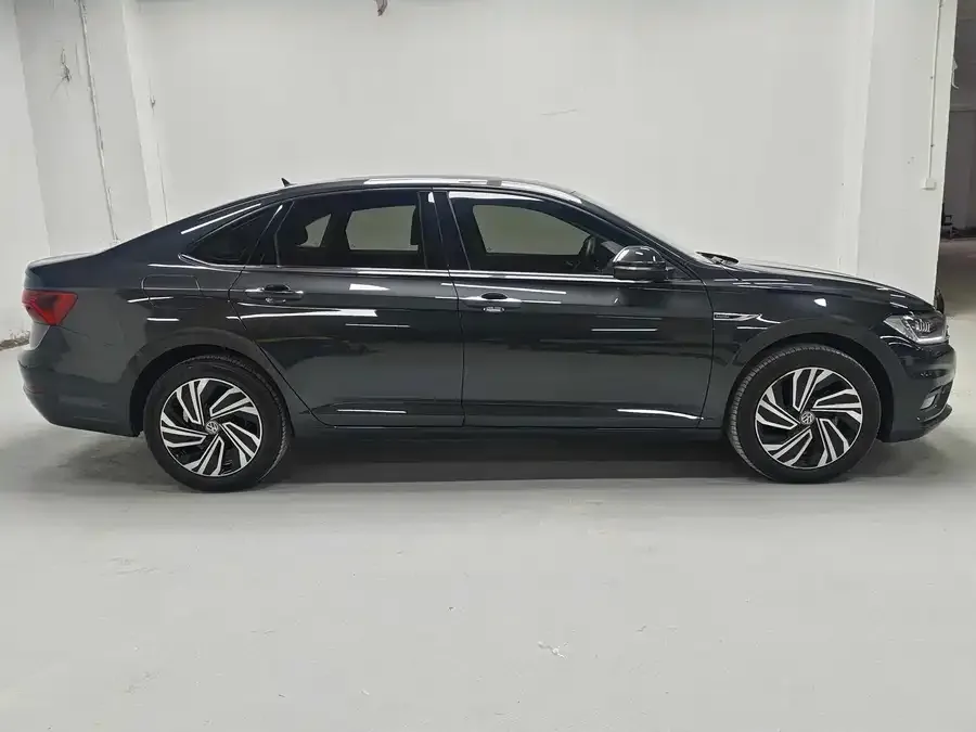Volkswagen Sagitar 2022 Sagitar 280TSI DSG Flying Edition 2022 — миниатюра 4