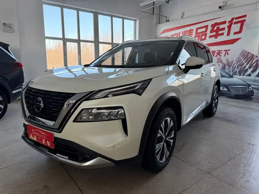 Nissan X-Trail X-Trail 2021 VC-Turbo 300 CVT 4WD Deluxe Edition 2022 — фото 1, купить с доставкой в Москву