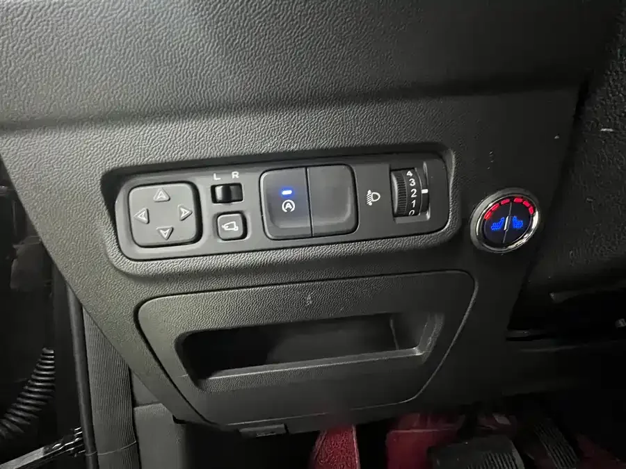 Changan CS35 Plus Changan CS35PLUS 2022 Blue Whale NE 1.4T DCT Luxury Edition 2022 — миниатюра 4