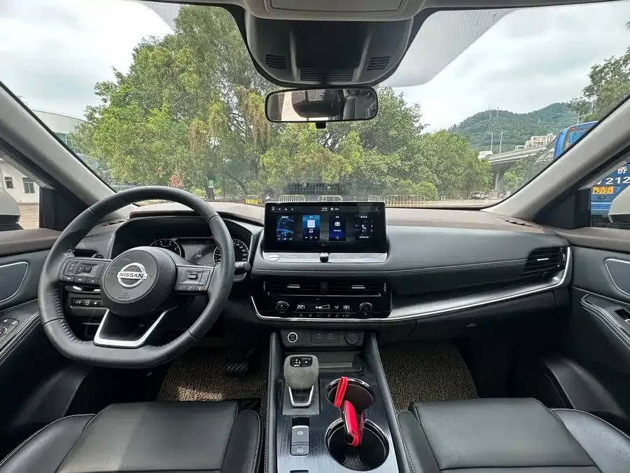 Nissan X-Trail X-Trail 2021 VC-Turbo 300 CVT 2WD Luxury Edition 7 Seaters 2022 — миниатюра 2