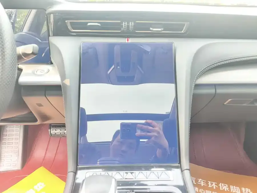 Hongqi H5 Hongqi H5 2023 2.0T Automatic Intelligent Connection Flagship Chang Edition 2024 — миниатюра 4