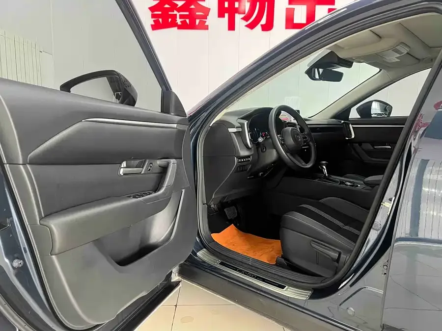 Mazda CX-50 Mazda CX-50 also available for 2023 2.0L Leading Edition 2024 — миниатюра 4