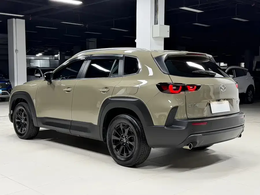 Mazda CX-50 Mazda CX-50 also available for 2023 2.0L Leading Edition 2023 — миниатюра 4