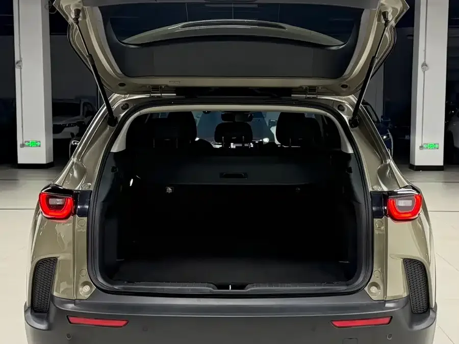 Mazda CX-50 Mazda CX-50 also available for 2023 2.0L Leading Edition 2023 — миниатюра 5
