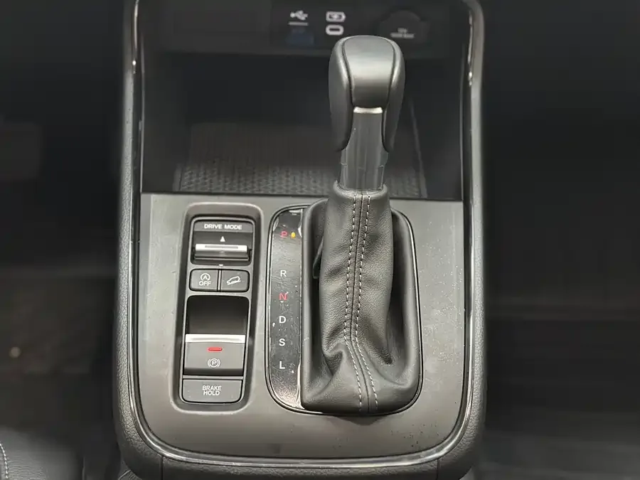 Honda Breeze Haoying 2025 240TURBO 2WD Luxury Edition 5 Seaters 2025 — миниатюра 5