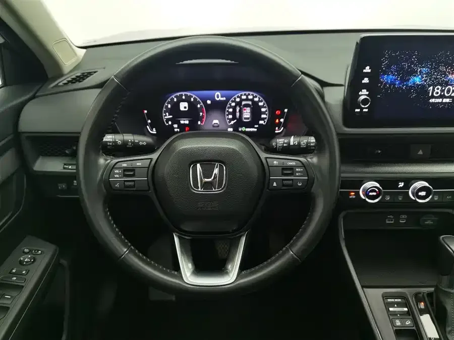 Honda Breeze Haoying 2023 240TURBO 2WD Luxury Edition 5 Seaters 2024 — миниатюра 5