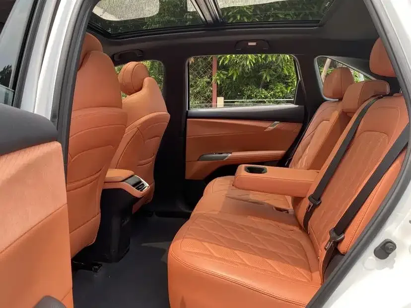 Changan CS75PLUS Changan CS75PLUS 2025 fourth-generation UItra 2.0T New Blue Whale Smart Power Edition 2026 — миниатюра 4