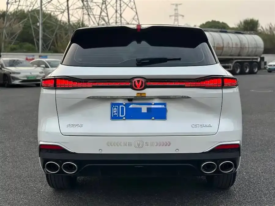 Changan CS75PLUS Changan CS75PLUS 2025 fourth-generation UItra 2.0T New Blue Whale Smart Power Edition 2025 — миниатюра 2