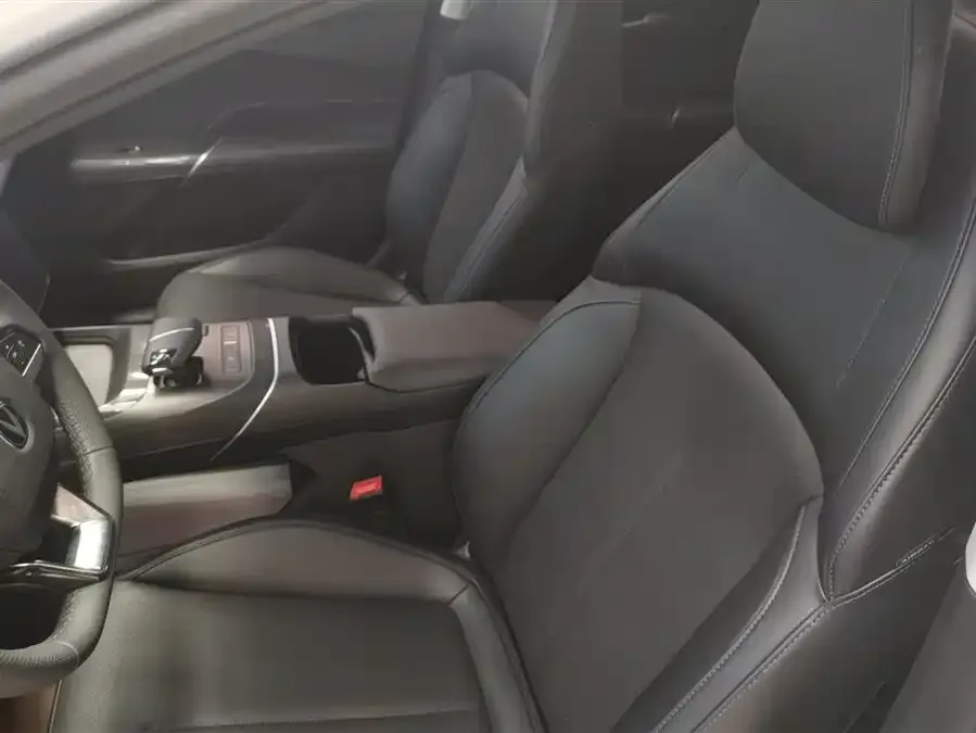 Changan Yidong Eado 2024 1.5T GDI Automatic Premium Edition 2025 — миниатюра 3