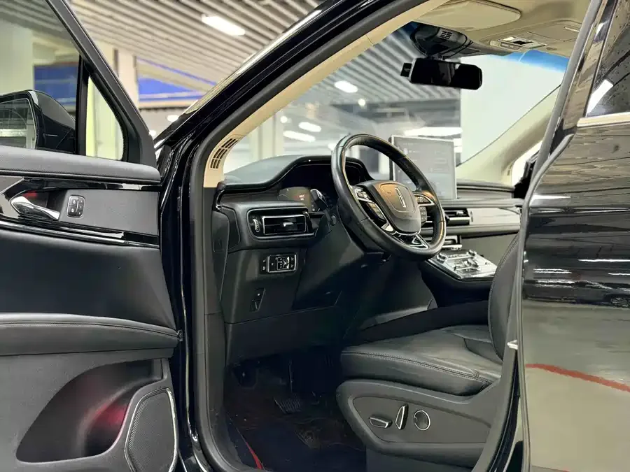 Lincoln Adventurer Adventurer 2021 2.0T two-wheel drive Zunyue Edition 2022 — миниатюра 2