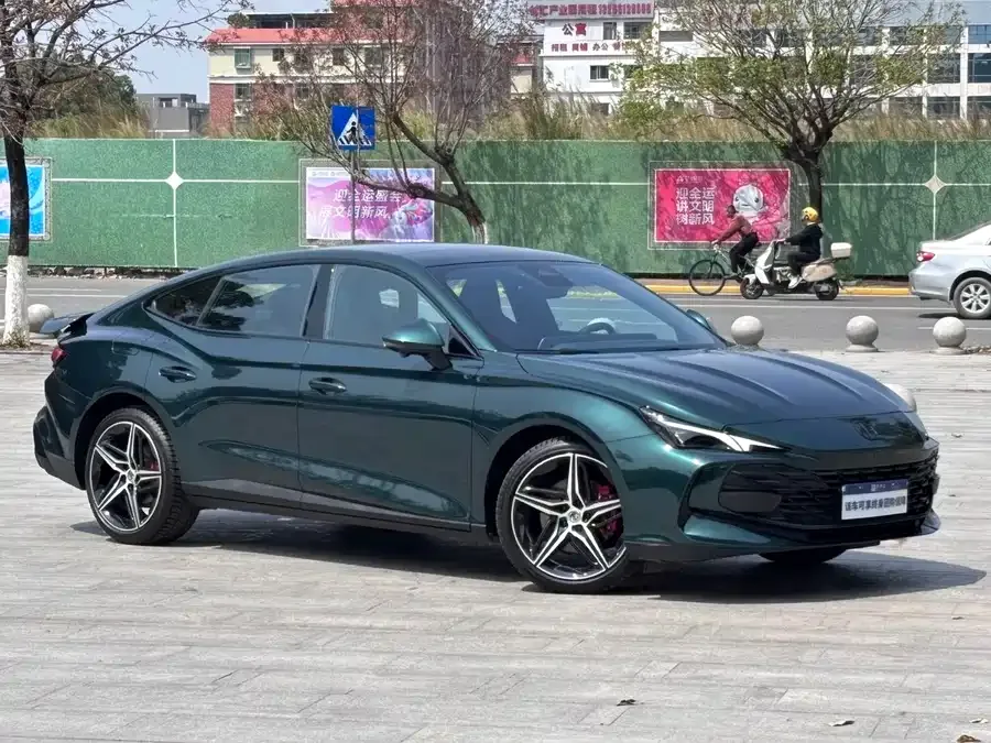 MG 7 MG7 2025 2.0T Trophy+ Super Sports Edition 2025 — миниатюра 3
