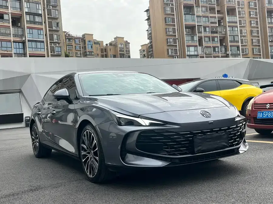 MG 7 MG7 2025 2.0T 405 AT Luxury Edition 2025 — миниатюра 3