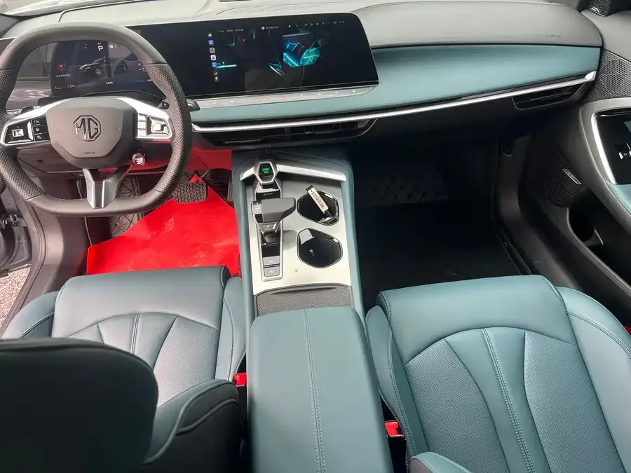MG 7 MG7 2025 2.0T 405 AT Luxury Edition 2025 — миниатюра 4