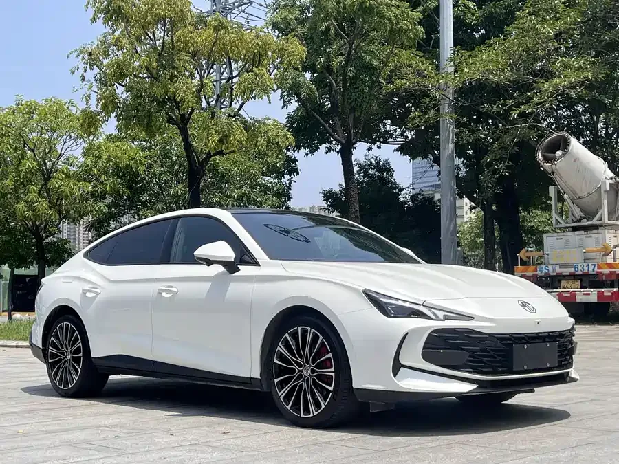 MG 7 MG7 2025 2.0T 405 AT Luxury Edition 2025 — миниатюра 3