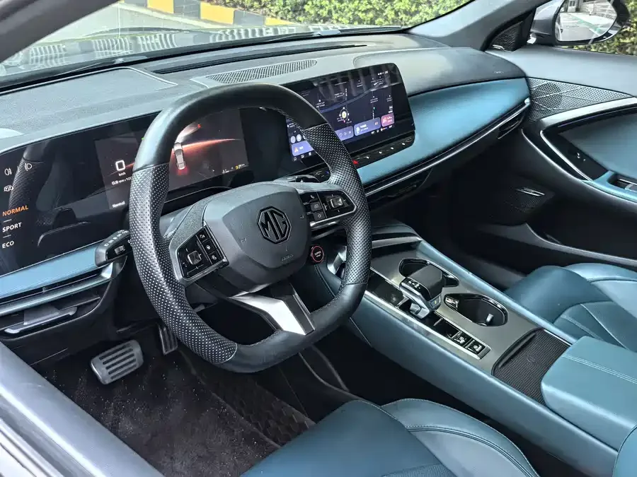 MG 7 MG7 2023 2.0T Automatic Beauty Hunter Luxury Edition 2024 — миниатюра 5