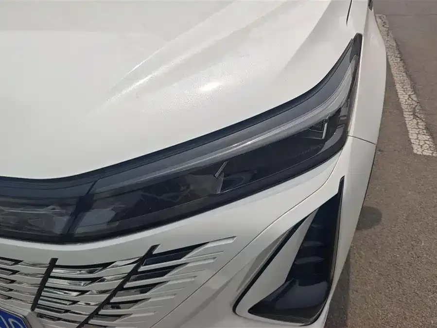Changan CS75PLUS Changan CS75PLUS 2023 third-generation 1.5T automatic premium model 2023 — миниатюра 2