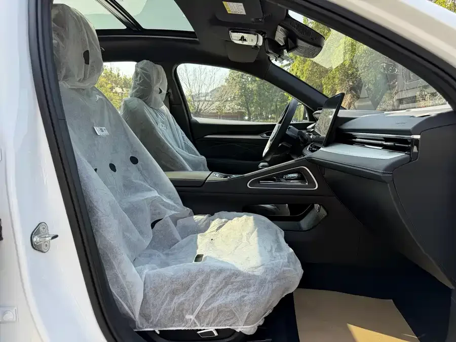 Geely Xingrui Xingrui 2026 Dongfang Yao 1.5TD Kunlun Edition 2026 — миниатюра 4
