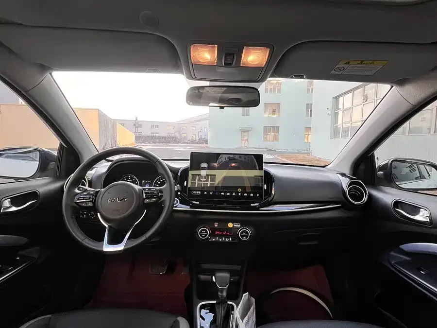 Kia KX1 Yipao 2021 1.4L CVT fun sunroof model 2023 — миниатюра 2