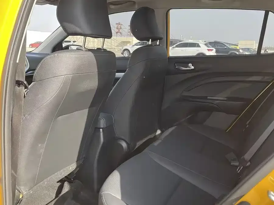 Kia KX1 2021 Yipao 1.4L CVT Sunroof Model 2023 — миниатюра 2