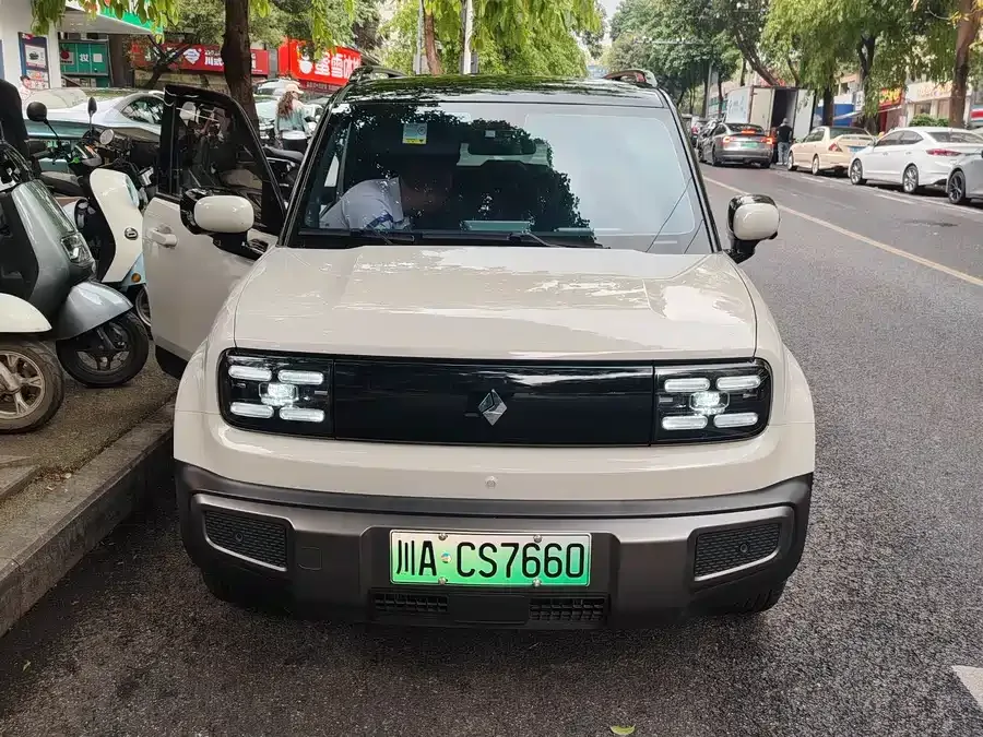 Baojun Yueya Plus Baojun Yueye Plus 2025 flagship version 5 seats 2025 — миниатюра 5