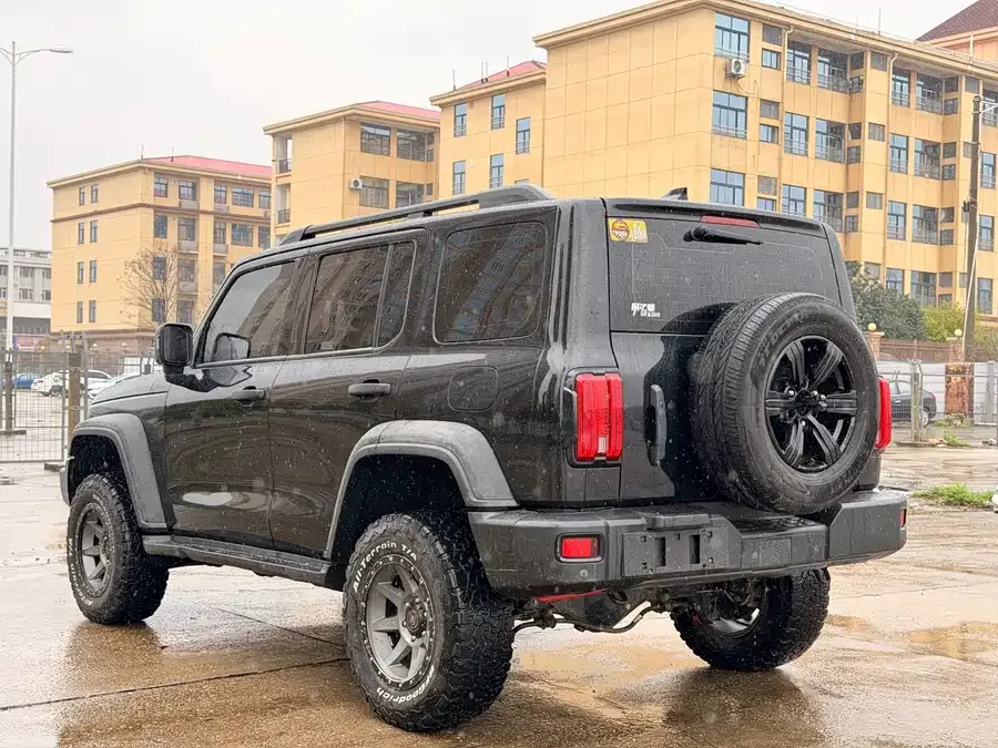 Tank 300 Tank 300 2021 Off-Road Edition 2.0T Conqueror 2022 — миниатюра 4