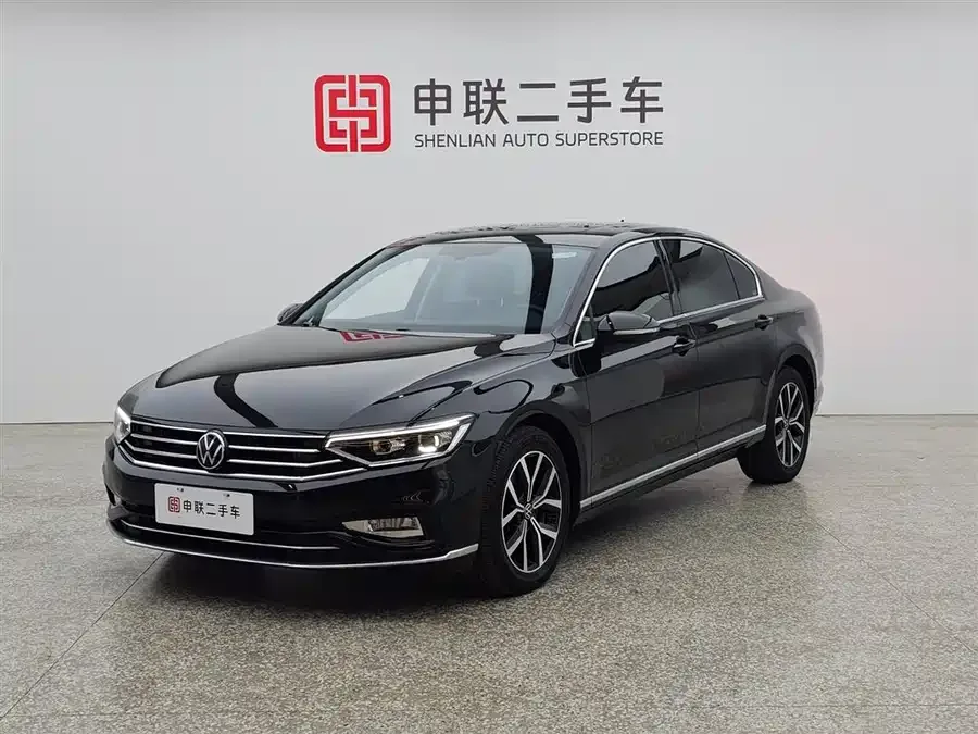 Volkswagen Magotan Magotan 2020 330TSI DSG Leading Edition 2022 — фото 1, купить с доставкой в Москву