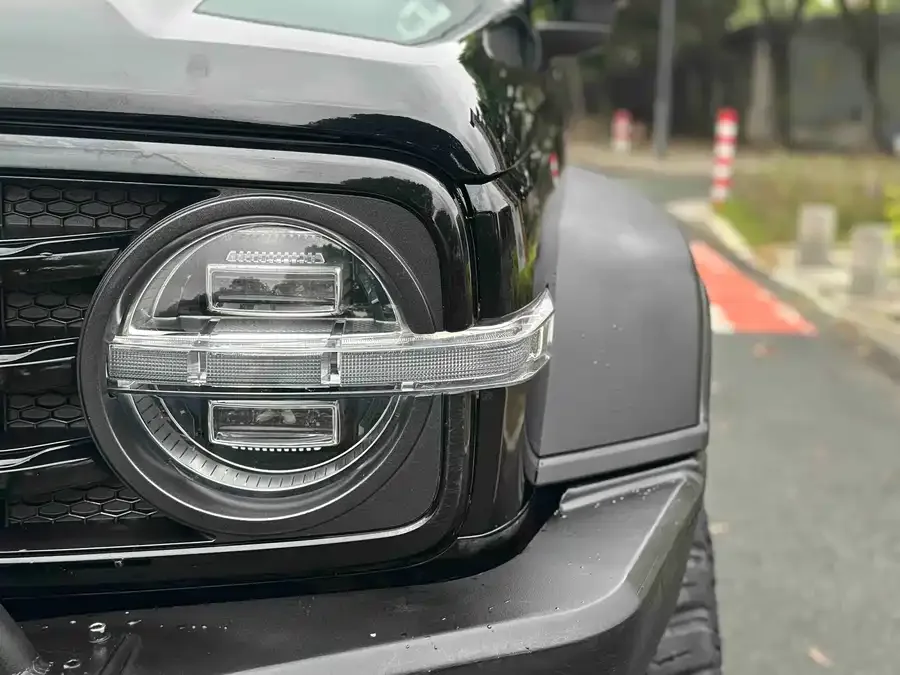 Tank 300 Tank 300 2021 Off-Road Edition 2.0T Conqueror 2022 — миниатюра 4