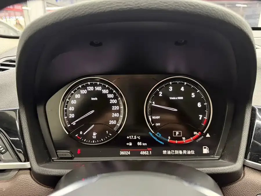 BMW X1 2021 facelift sDrive20Li Fashion model 2022 — миниатюра 4